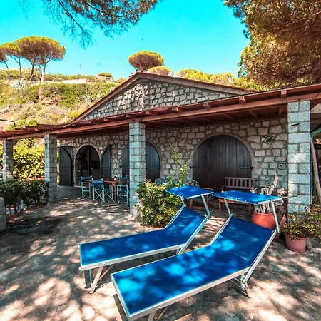 Mandel 2 By Mandel Club 4* Capoliveri (Isola d'Elba)