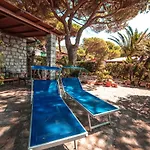 Mandel 2 By Mandel Club 4*